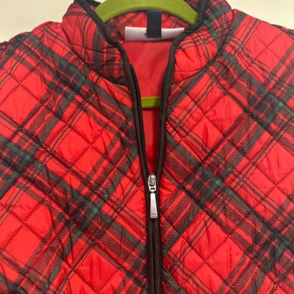 EUC Karen Scott Sport SzM Red black Tartan plaid quilted puffer Full Zip Vest - Picture 8 of 12